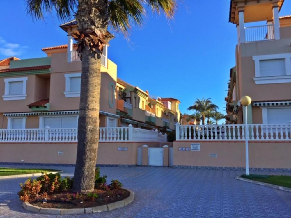 Villas de Frente Marino LMHA02 La Manga del Mar Menor Exterior foto